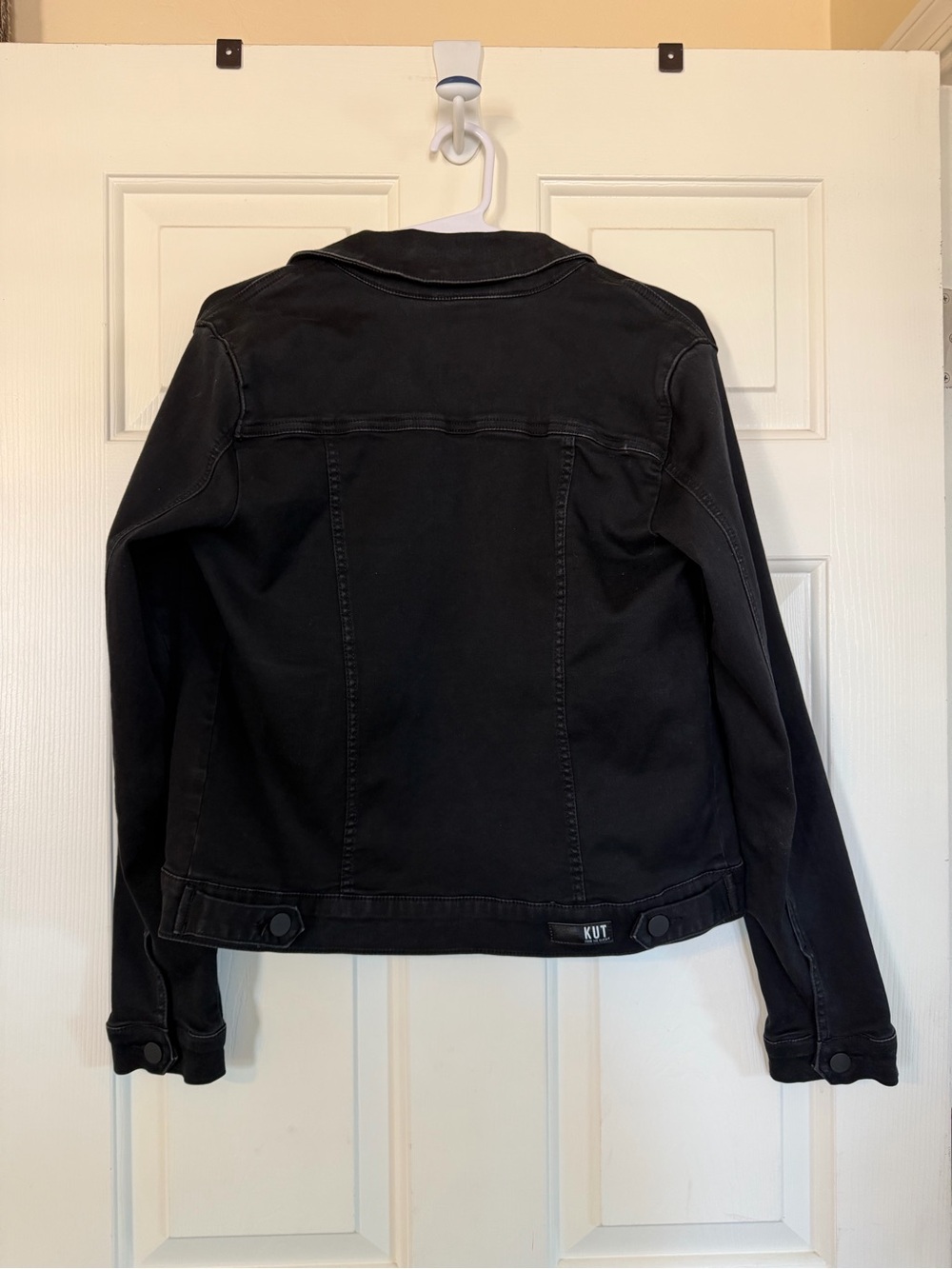Kut from the Kloth Amelia Denim Jacket - size M - Picture 3 of 3
